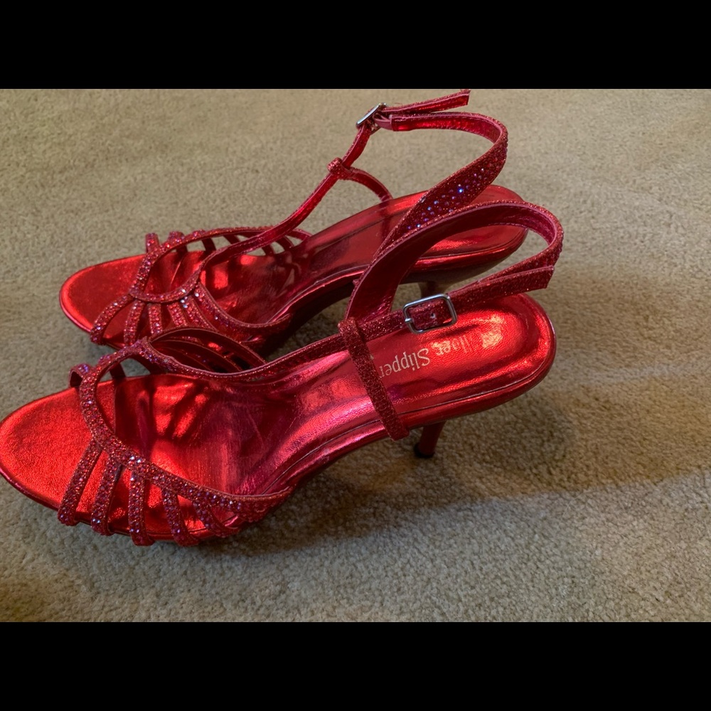 Silver slippers Red heels (used)